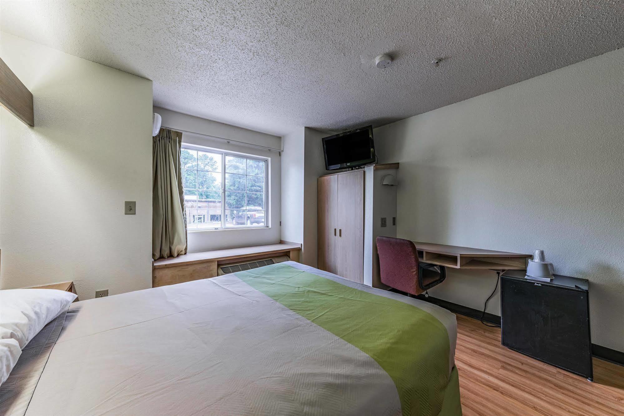 Motel 6-Charlotte, NC - University Exterior foto